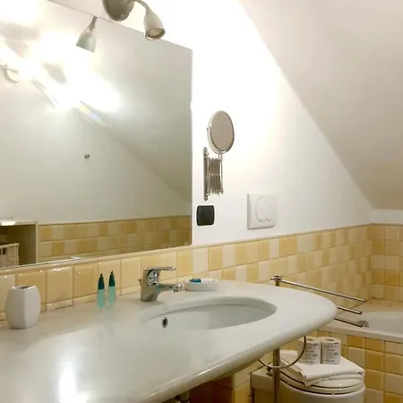 Casa Capris Apartment Turin